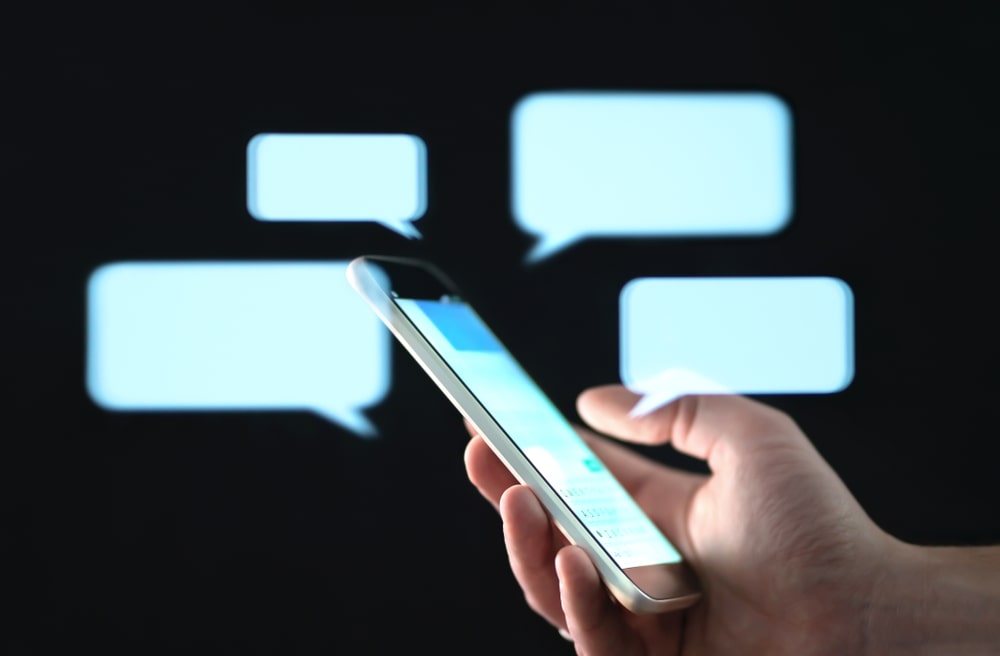 Adopter le SMS comme outil de communication rapide 